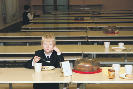 Khủng hoảng tài chính “tấn công” suất ăn trường phổ thông Nga