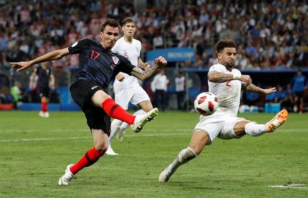 Lội ngược dòng thành công, Croatia vào chung kết
