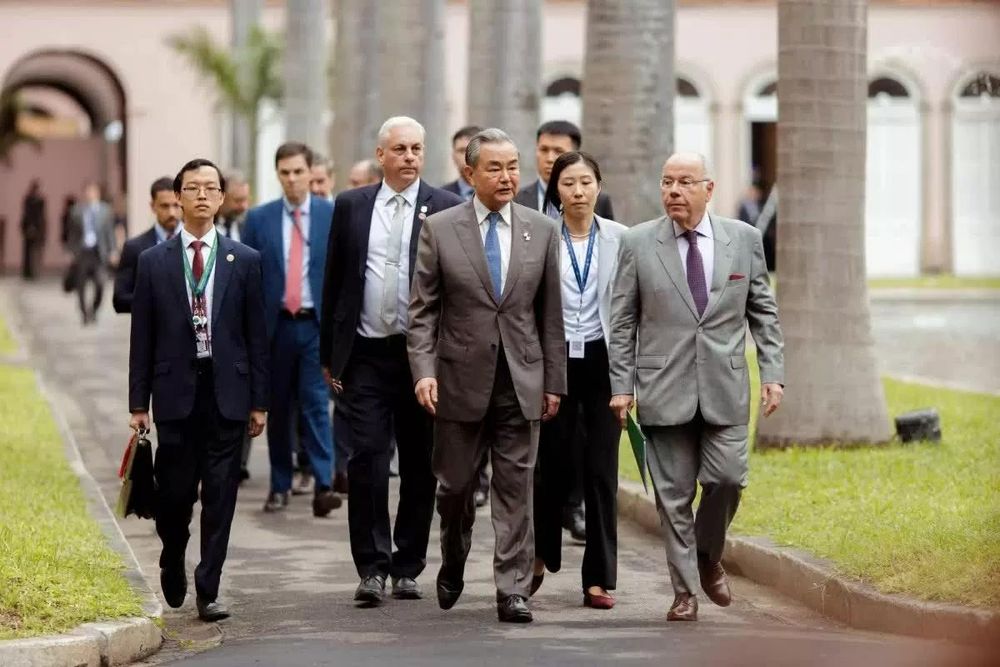 Ngoại trưởng Trung Quốc: BRICS cần 'chống lại mọi hình thức bắt nạt, can thiệp và lạm dụng thuế quan'