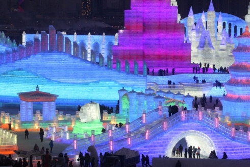 Trung Quốc bắt đầu lễ hội băng đăng lớn nhất thế giới