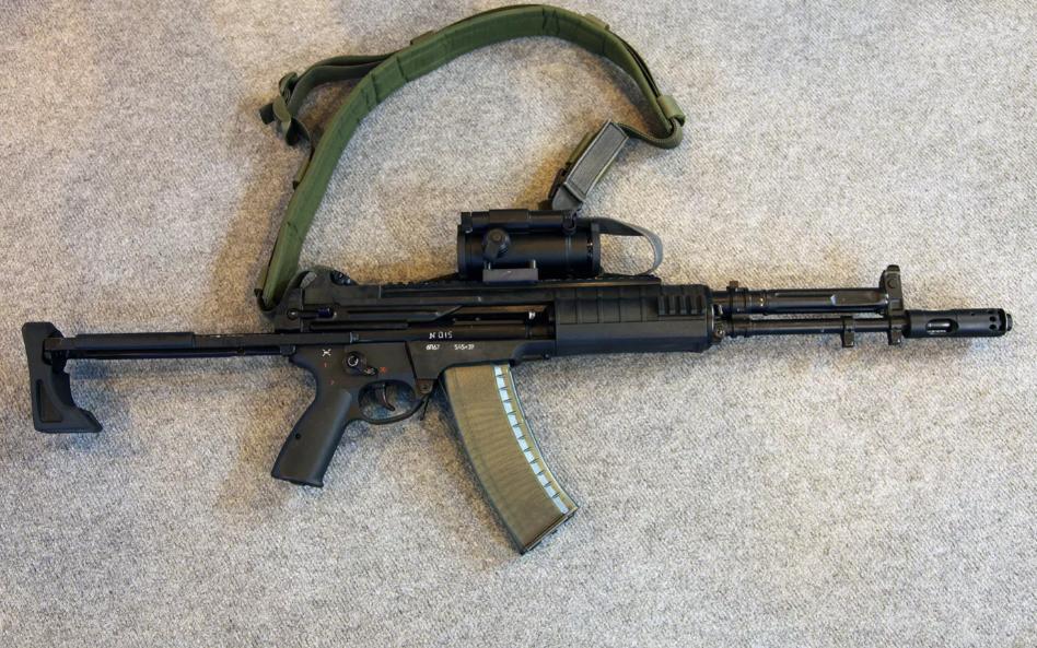 6P67 và 6P68 – hai súng trường tự động không giật của Nga