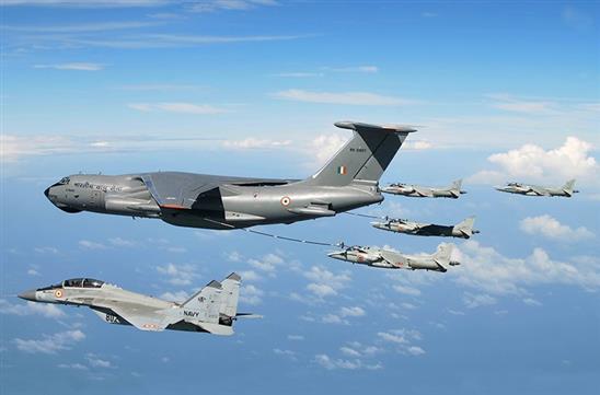 Ấn Độ nói lời chia tay tiêm kích hạm Sea Harriers