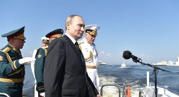Tổng thống Putin: Hải quân Nga có thể giáng trả bất kỳ kẻ xâm lược nào
