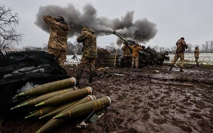 Mỹ và đồng minh cố tìm cách ngăn quân đội Ukraine sụp đổ