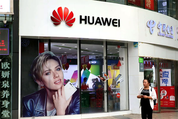 Doanh số smartphone Huawei tăng vọt 130% tại Trung Quốc