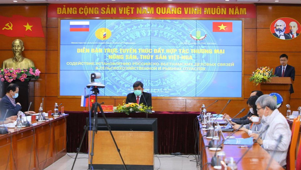 Việt Nam muốn xuất khẩu thức ăn cho chó mèo sang Nga