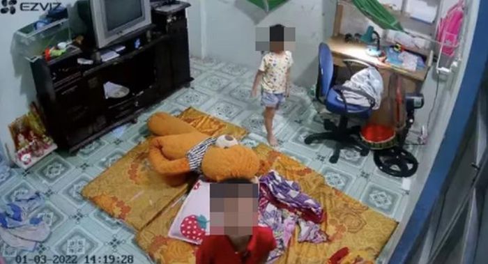 Mẹ của hai anh em học online ở nhà bị tên cướp đe dọa, cướp iPad lên tiếng