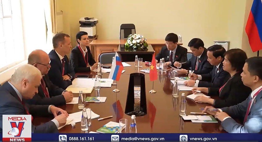 Việt Nam khẳng định quan hệ hữu nghị với LB Nga