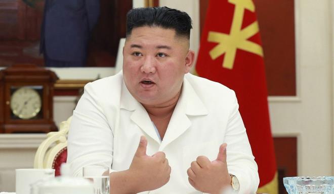 Ông Kim Jong-un sẽ chọn em gái kế vị nếu có vấn đề sức khỏe?