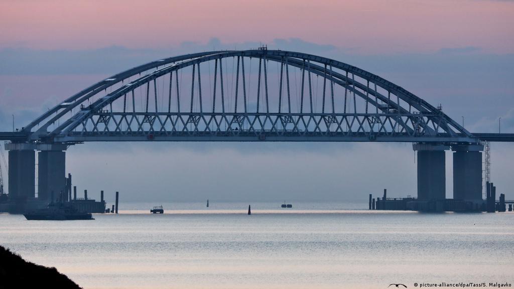 Cựu tư lệnh NATO khuyến khích Ukraine tấn công cây cầu Crimea