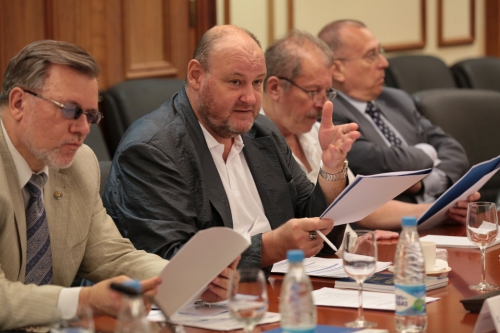 Giới chuyên gia Nga: Mỹ đang thử phản ứng của TQ trên Biển Đông