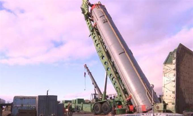 Mỹ bắt đầu phải 'nghiến răng' vì hệ thống tên lửa vượt âm Avangard Nga
