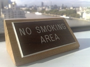 Nga thông qua đạo luật cấm hút thuốc nơi công cộng