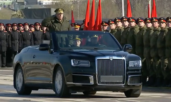 Rolls-Royce mui trần phiên bản Nga lộ diện