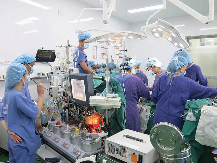 Bác sĩ Việt tự hào với kỹ thuật ghép tạng ''siêu đẳng''