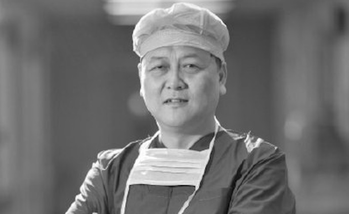 Giám đốc ngoại khoa Bệnh viện Trung ương Vũ Hán qua đời vì nCoV