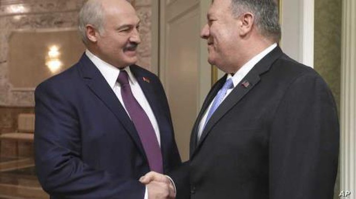 Mỹ thôi bán dầu cho Belarus: Lukashenko đã hiểu lòng bạn mới!