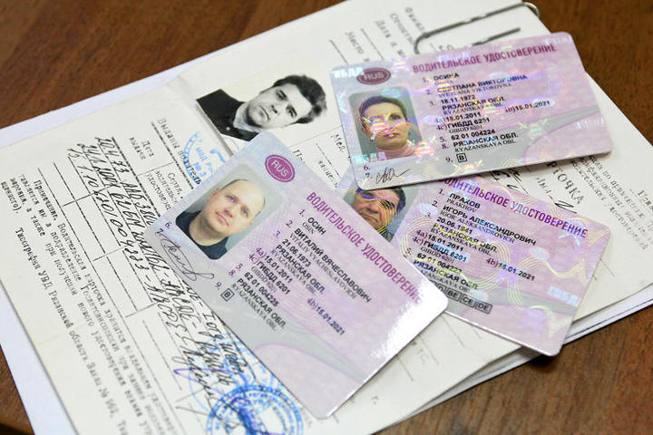 Matxcơva: Hơn 1000 tài xế sẽ bị thải vì không có bằng lái xe Nga