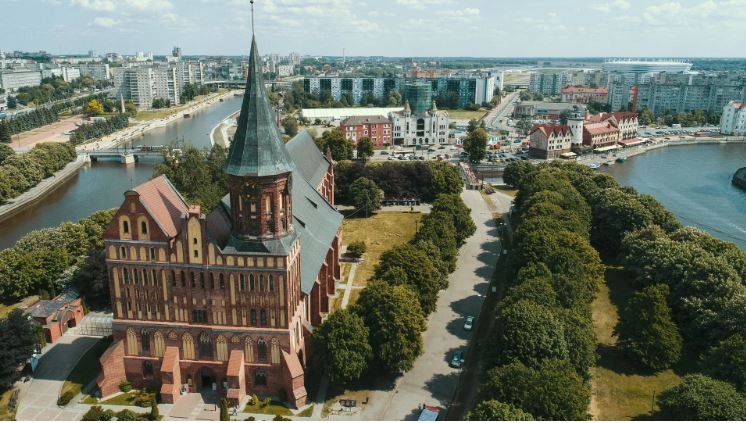 Chính trị gia Đức gọi hành động của NATO xung quanh Kaliningrad là “điên rồ”