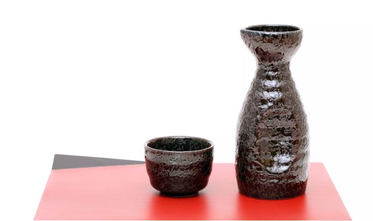Bác sĩ ung bướu giải thích nguy cơ mắc ung thư liên quan đến việc sử dụng rượu bia như thế nào