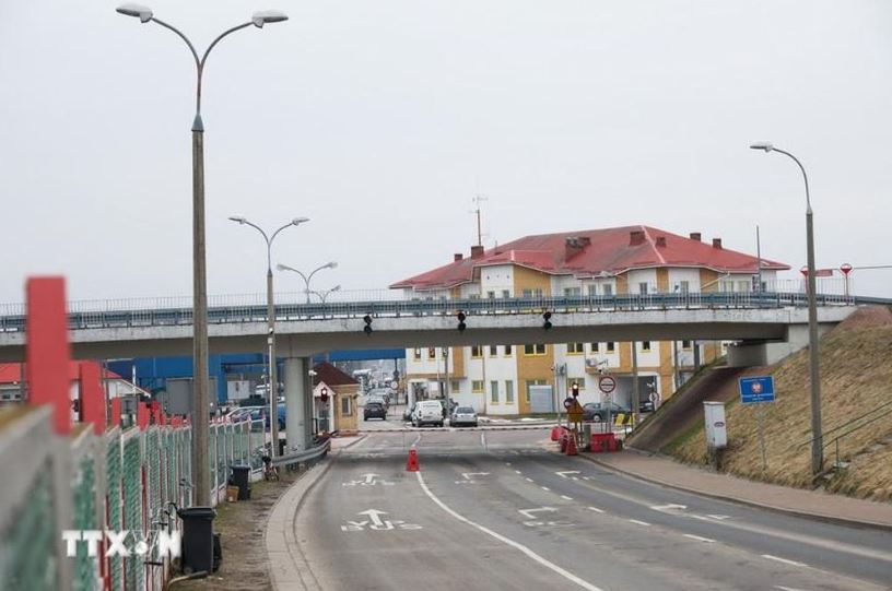Ba Lan mở lại cửa khẩu biên giới với Belarus