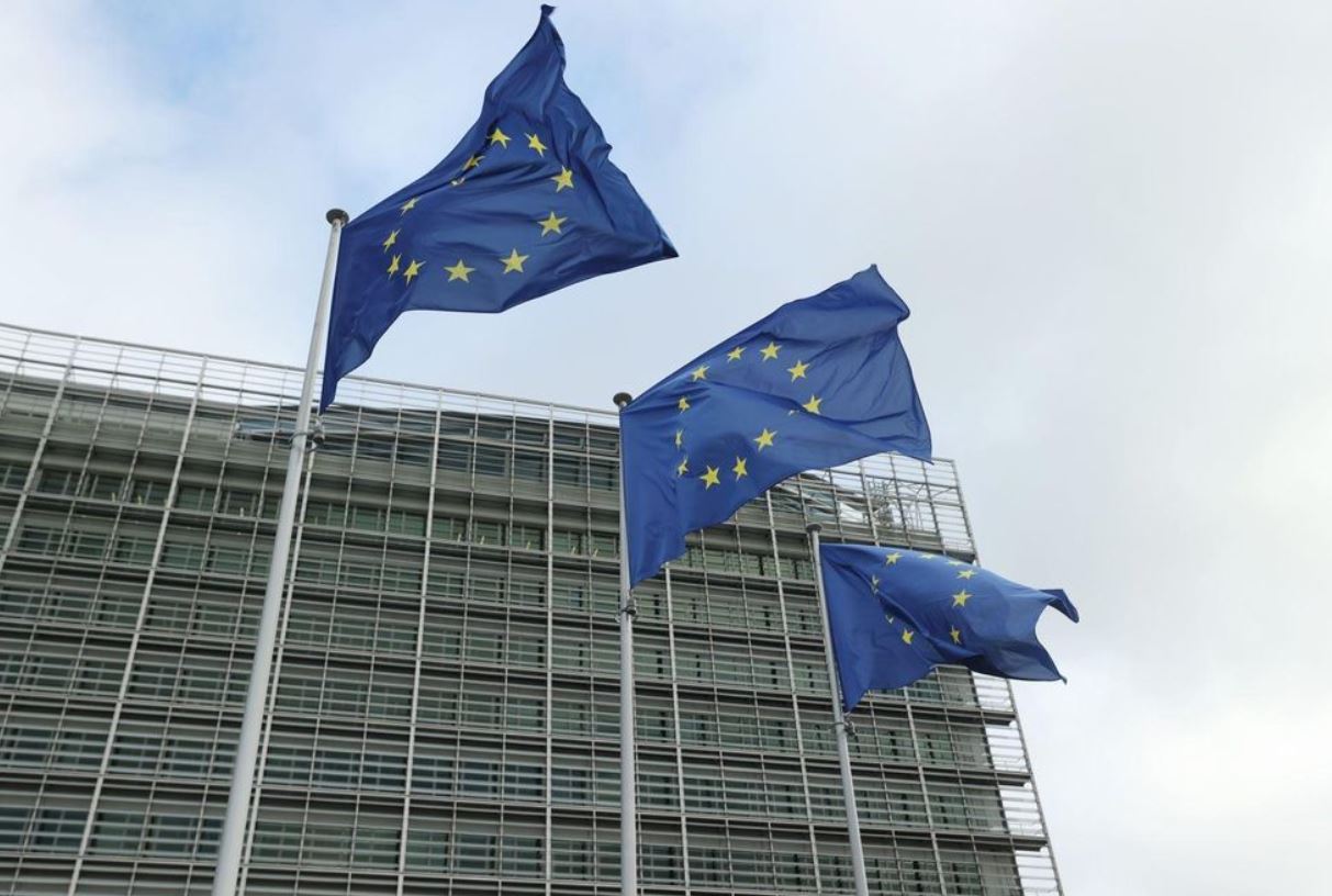 Vì sao châu Âu thất thế ngoại giao trước Nga về vấn đề Ukraine?