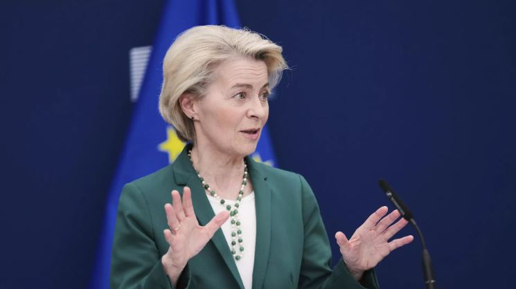 Nghị sĩ châu Âu chê trách sự khoan dung vô lý của Chủ tịch UB châu Âu đối với Zelensky