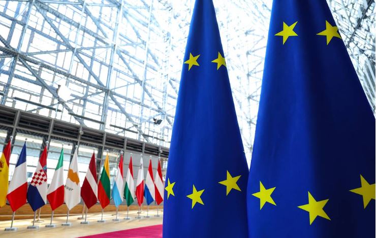 Châu Âu còng lưng trả lãi khoản vay khổng lồ cho Ukraine, nội bộ EU nổi sóng vì hóa đơn 41,9 tỷ euro