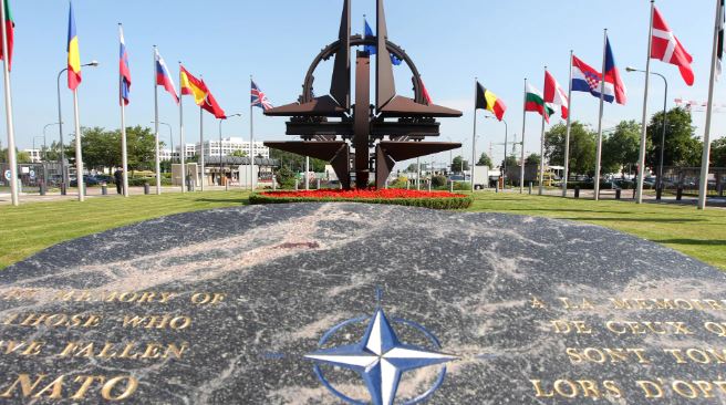 Phương Tây bắt đầu đưa ra những tuyên bố bi quan về chiến tranh với Nga