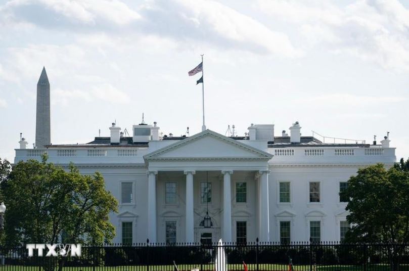 Chính quyền Trump sẽ bắt đầu sa thải nhân viên trong 'một đến hai ngày tới'