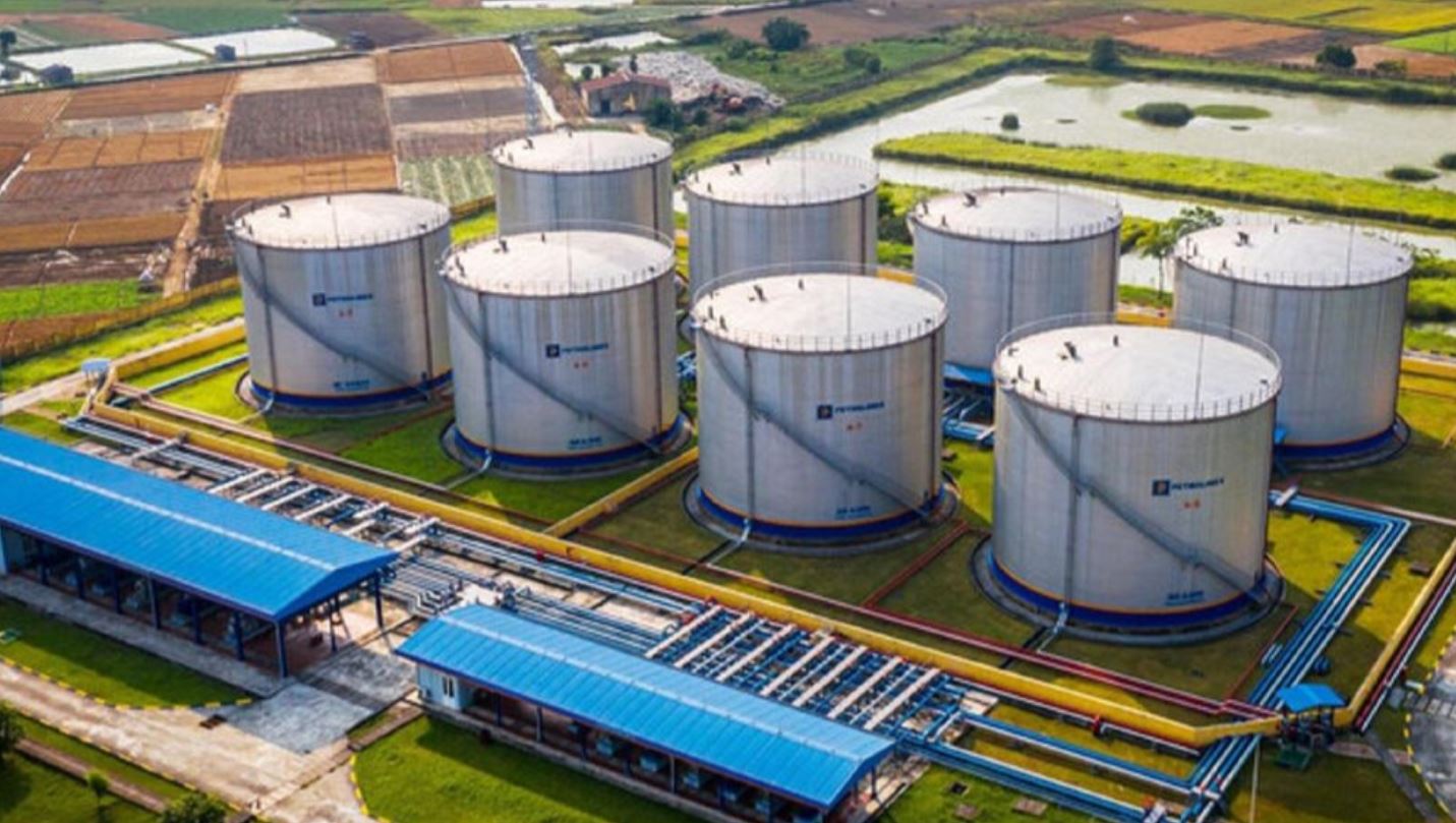 Việt Nam đang nhập khẩu dầu từ những đâu?