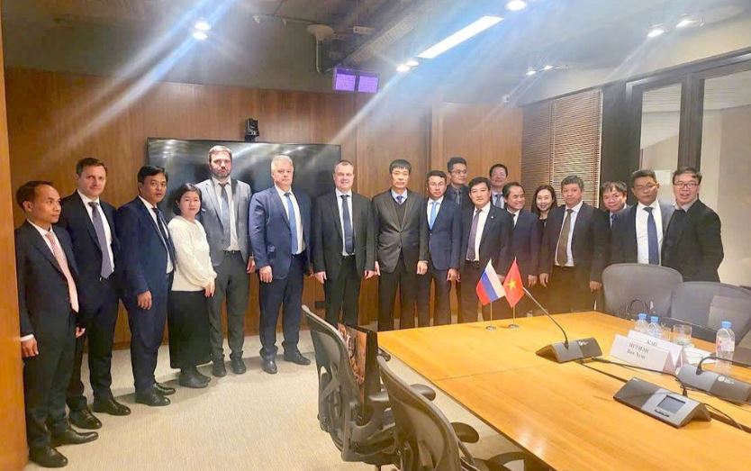 Bộ Xây dựng làm việc với Rosstandart: Mở rộng hợp tác về tiêu chuẩn kỹ thuật