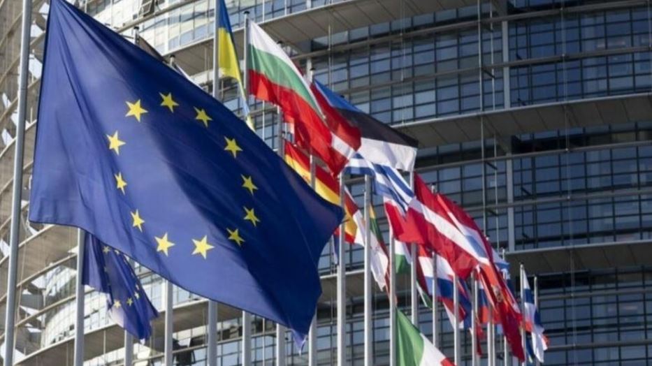 EU cần sự chấp thuận của nhóm G7 để cấm hoàn toàn dịch vụ vận chuyển dầu Nga