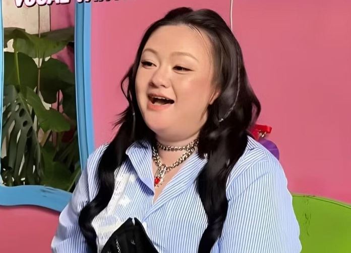 Xuân Mai khóc khi trở lại