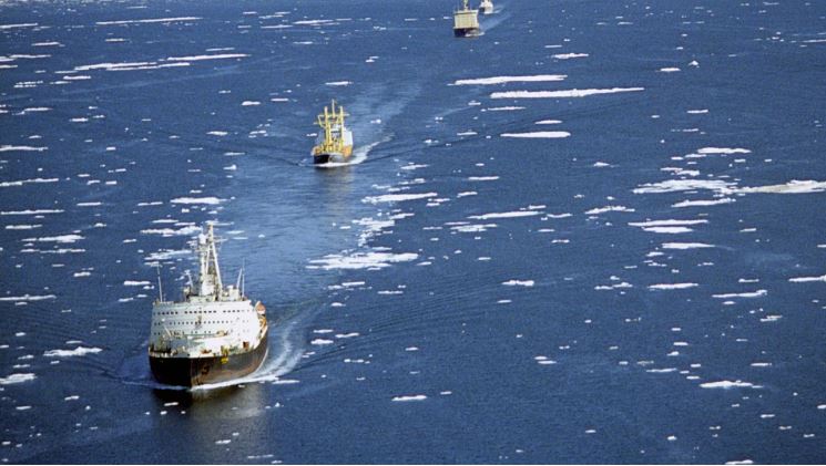 Chuyên gia: Trung Quốc, Hàn Quốc và Nhật Bản quan tâm đến việc sử dụng Tuyến đường Biển Phía Bắc