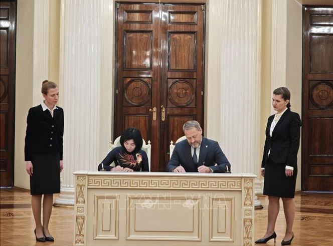 Đưa hợp tác giữa Hà Nội và Saint Petersburg (LB Nga) đi vào thực chất