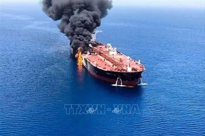 IRGC công bố nguyên nhân hàng loạt tàu chở dầu phát nổ khi qua eo biển Hormuz