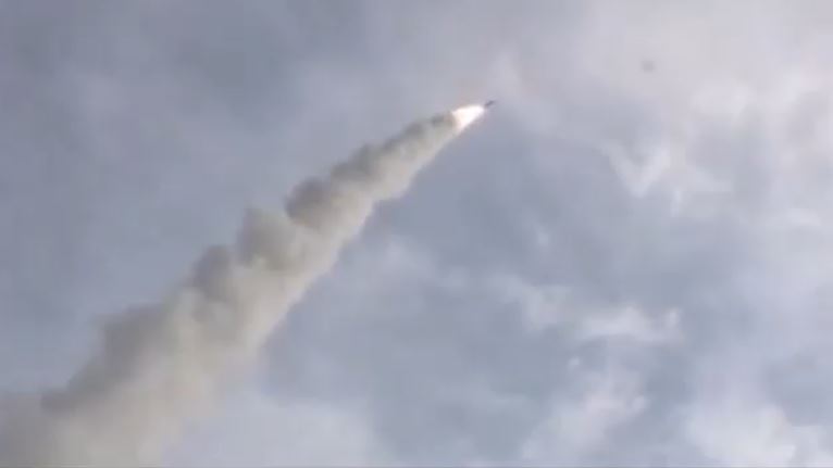 Iran tuyên bố 'san phẳng' các mục tiêu quân sự của Mỹ và Israel trong đợt trả đũa thứ 62