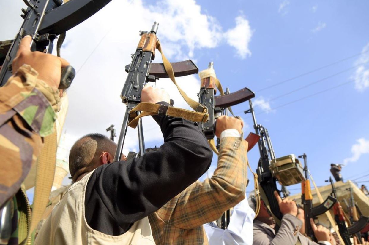 Vì sao lực lượng Houthi ở Yemen bất ngờ đứng ngoài cuộc xung đột Israel - Mỹ với Iran?