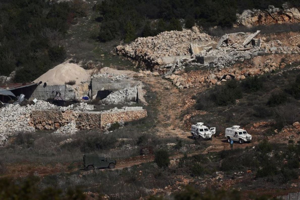 Israel tấn công dữ dội vào Lebanon