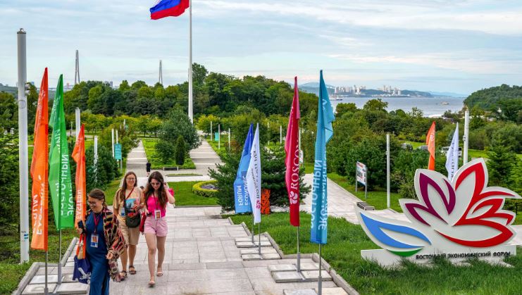Diễn đàn Kinh tế phương Đông khai mạc tại Vladivostok