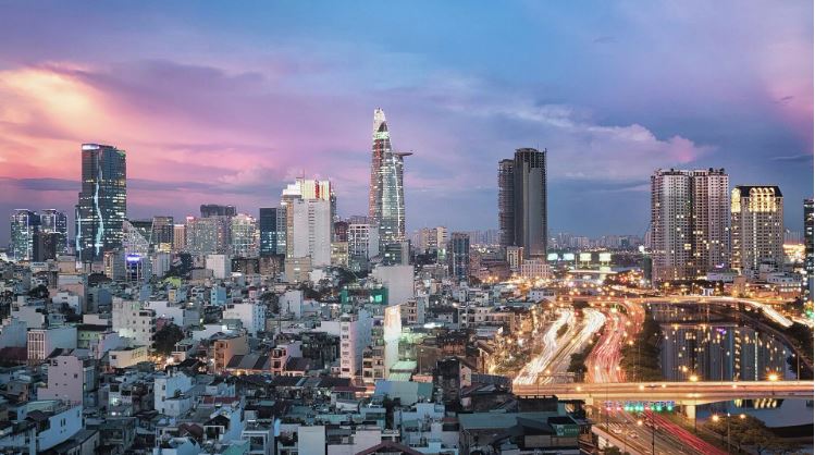 Kinh tế Việt Nam đối mặt “bộ ba bất khả thi”
