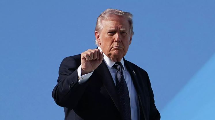 Tổng thống Mỹ Donald Trump gia hạn lệnh ngừng bắn với Iran