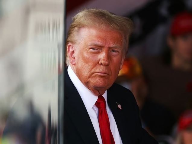 Ông Donald Trump công bố chiến dịch 