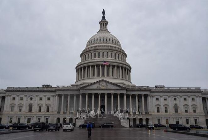 Mỹ sẽ duy trì chính sách thuế quan, nhập cư nếu chính phủ đóng cửa