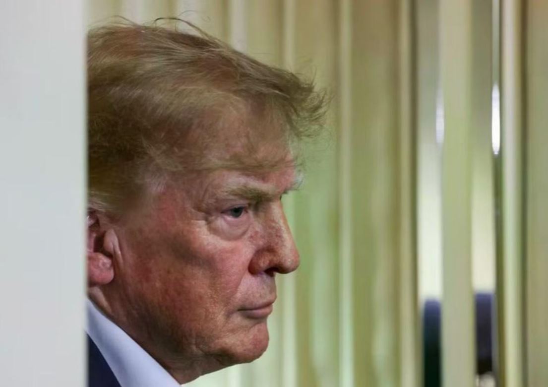 Tổng thống Trump cân nhắc 'bước ngoặt quan trọng' trong cuộc chiến với Iran