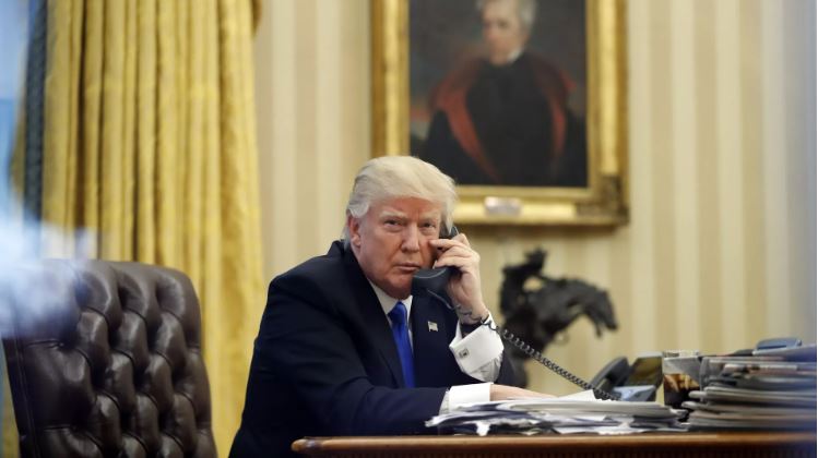 Dư luận Mỹ tiết lộ lý do khiến ông Trump gọi điện cho Tổng thống Putin