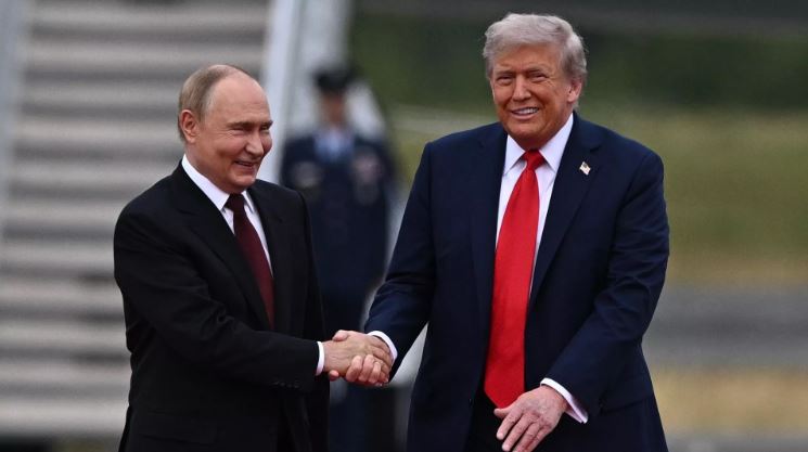 Tổng thống Trump: Làm việc với ông Putin dễ dàng hơn là với Zelensky
