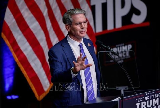 Bộ trưởng Tài chính Mỹ: Washington có thể từ bỏ kế hoạch áp thuế 100% với Trung Quốc