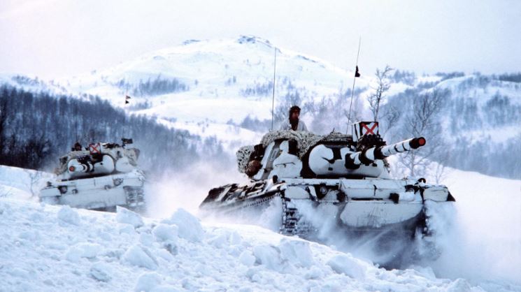 Báo giới đưa tin về vụ khiêu khích mà NATO đang chuẩn bị ở gần biên giới Nga